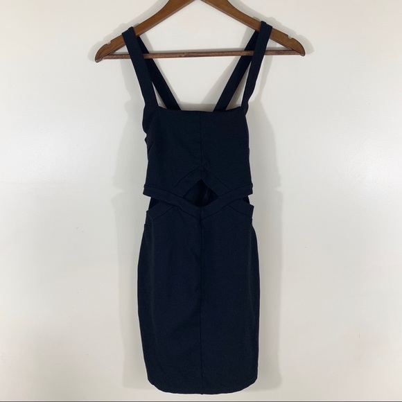 Solemio Dresses & Skirts - Solemio Black Dress🛍